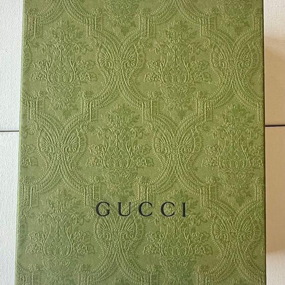 Gucci Super Mini Dionysus Shoulder Bag in White - Picture 6 of 6